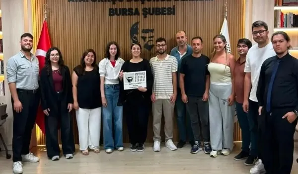 Nilüfer Gençlik Meclisi olarak, gönüllümüz İlke İzmir'in Atatürkçü Düşünce Derneği'ni ziyaret ettik.